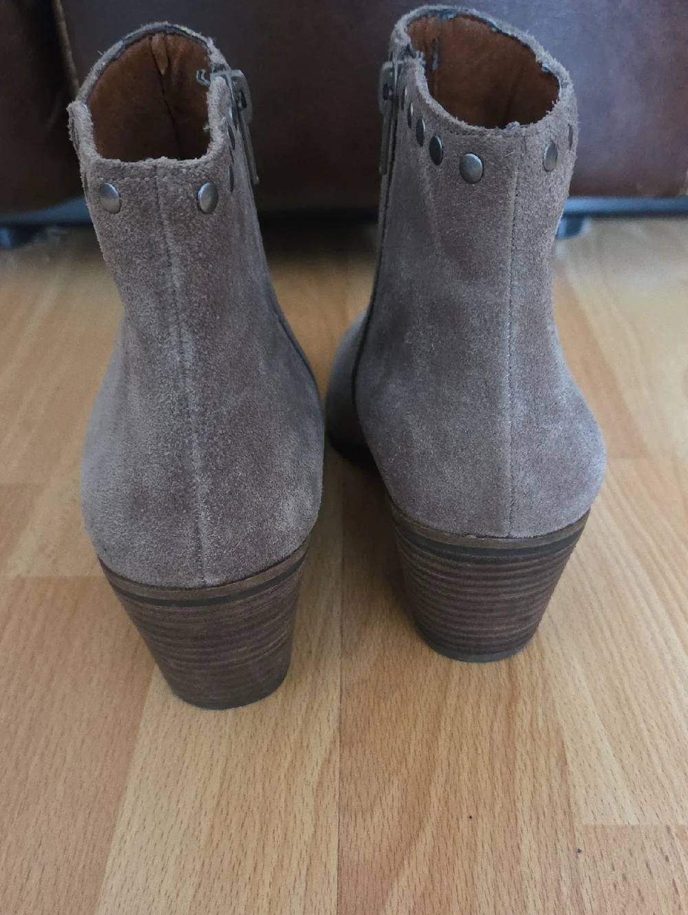 Lucky Brand Taupe Suede Studded Ankle Boots Festival Western Boho Cowgirl 7.5